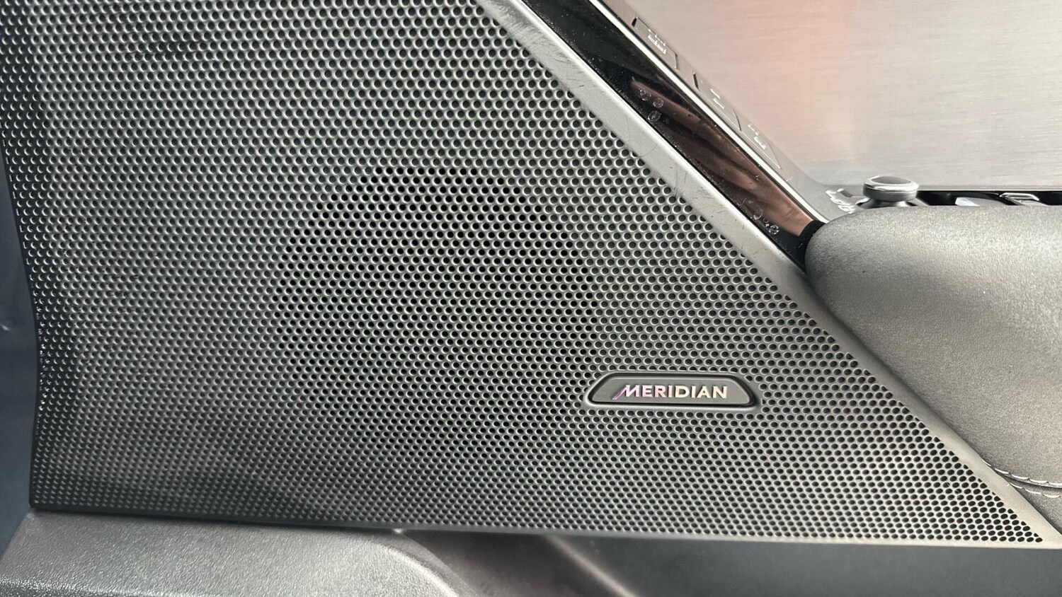 Used Land Rover Range Rover Velar 2023 for sale - 78047497: Photo 41