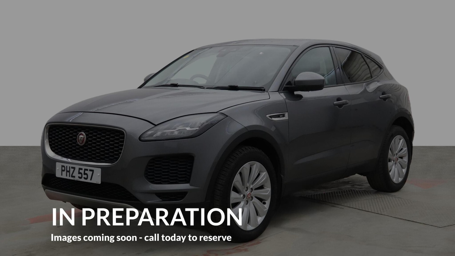 Used Jaguar E-Pace 2020 for sale - 78157126: Photo 2