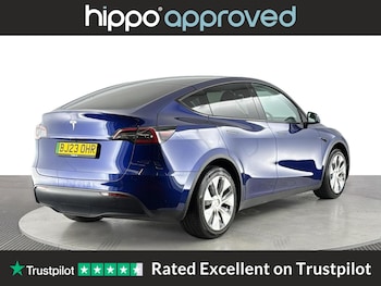 Used Tesla Model Y 2023 for sale - 76657932: Photo