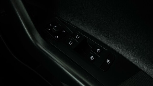 Used Volkswagen Polo 2023 for sale - 76048780: Photo 58