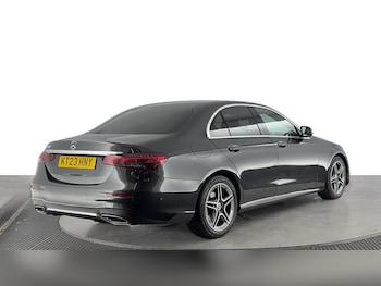 Used Mercedes-Benz E-Class 2023 for sale - 76207618: Photo 4