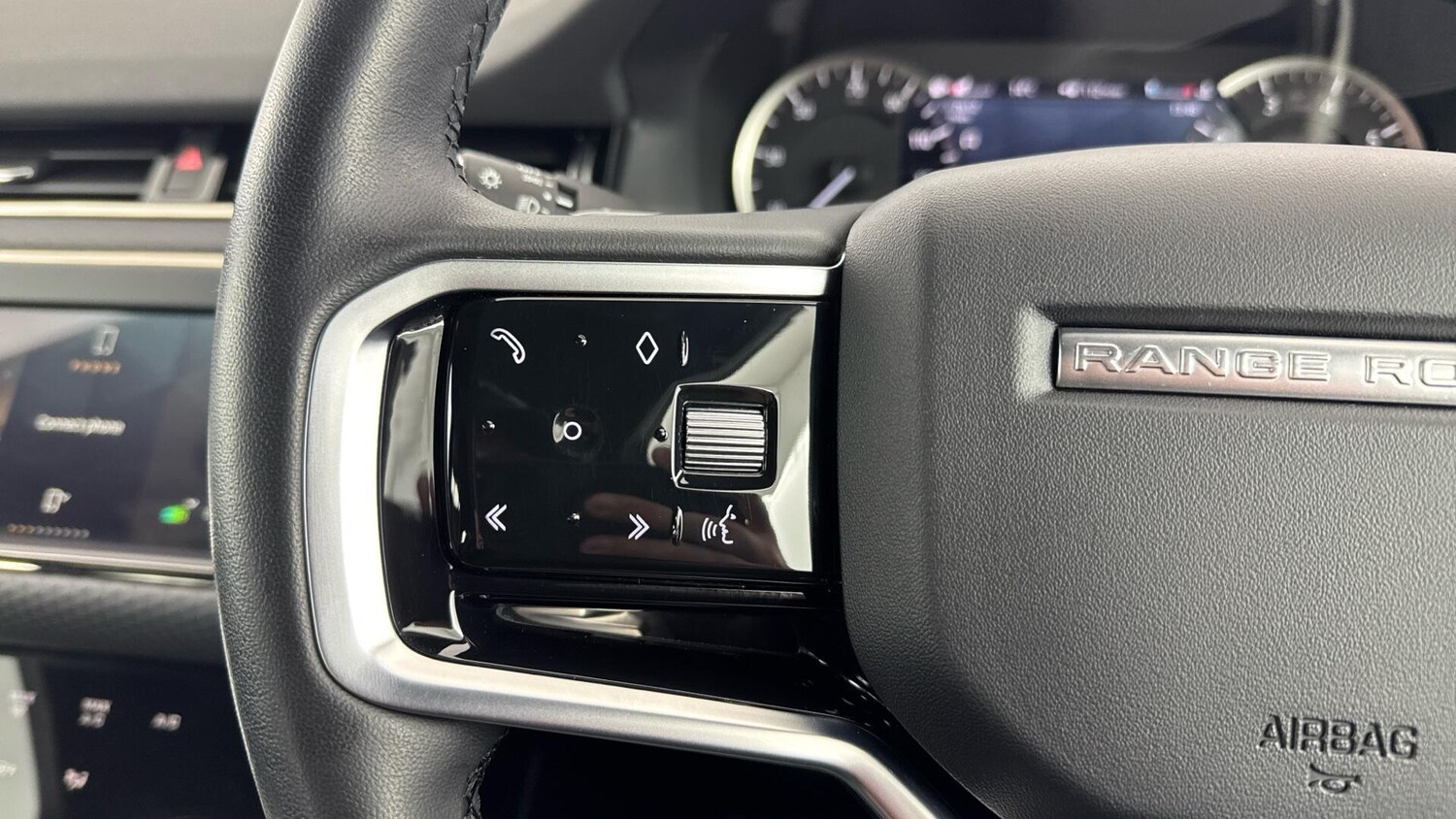 Used Land Rover Range Rover Evoque 2023 for sale - 78157647: Photo 25