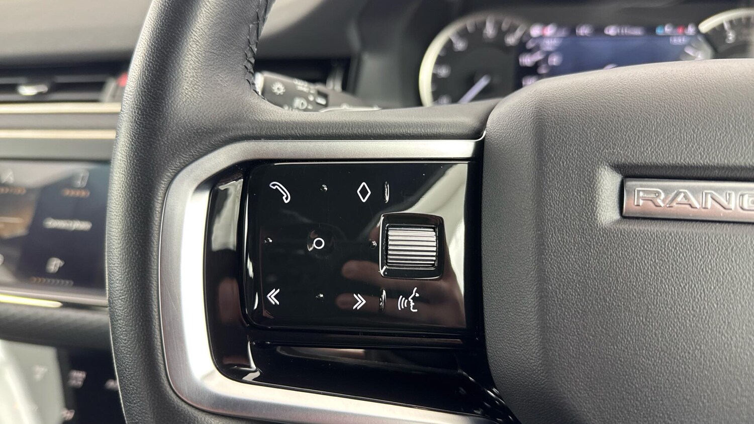 Used Land Rover Range Rover Evoque 2023 for sale - 78157647: Photo 35