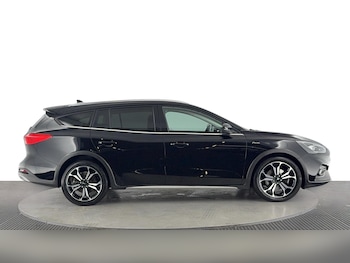 Used Ford Focus 2021 for sale - 75406281: Photo