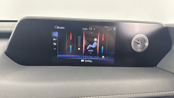 Used Lexus UX 2021 for sale - 75583129: Photo 17