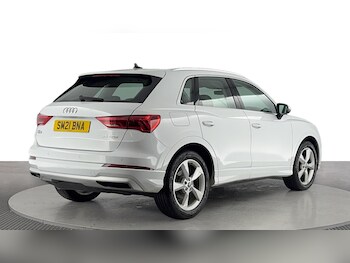 Used Audi Q3 2021 for sale - 75745456: Photo