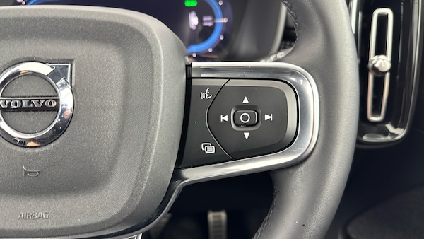 Used Volvo XC40 2021 for sale - 75133765: Photo 58