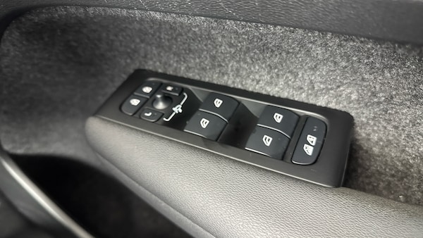 Used Volvo XC40 2021 for sale - 75133765: Photo 59
