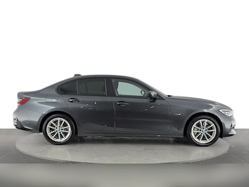Used BMW 3 Series 2022 for sale - 76037379: Photo 3