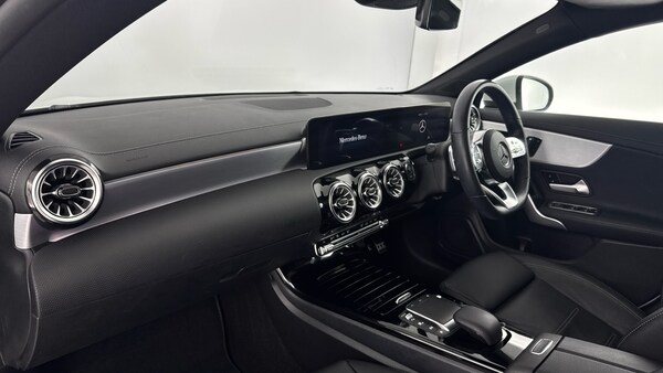 Used Mercedes-Benz CLA 2021 for sale - 76186226: Photo 10
