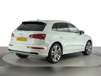 Used Audi Q5 2018 for sale - 76115631: Photo 4