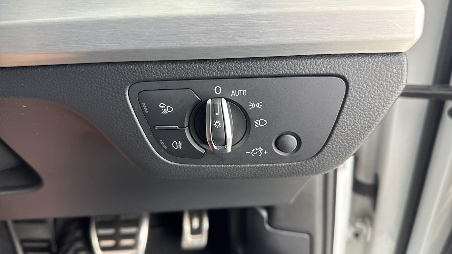 Used Audi Q5 2018 for sale - 76115631: Photo 60