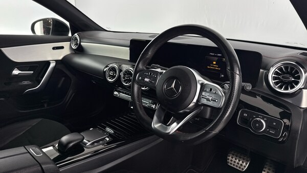 Used Mercedes-Benz CLA 2023 for sale - 75958511: Photo 44