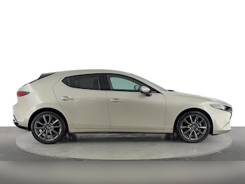 Used Mazda Mazda3 2025 for sale - 76077919: Photo 3