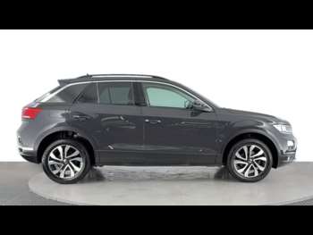Used Volkswagen T-Roc 2022 for sale - 75043774: Photo
