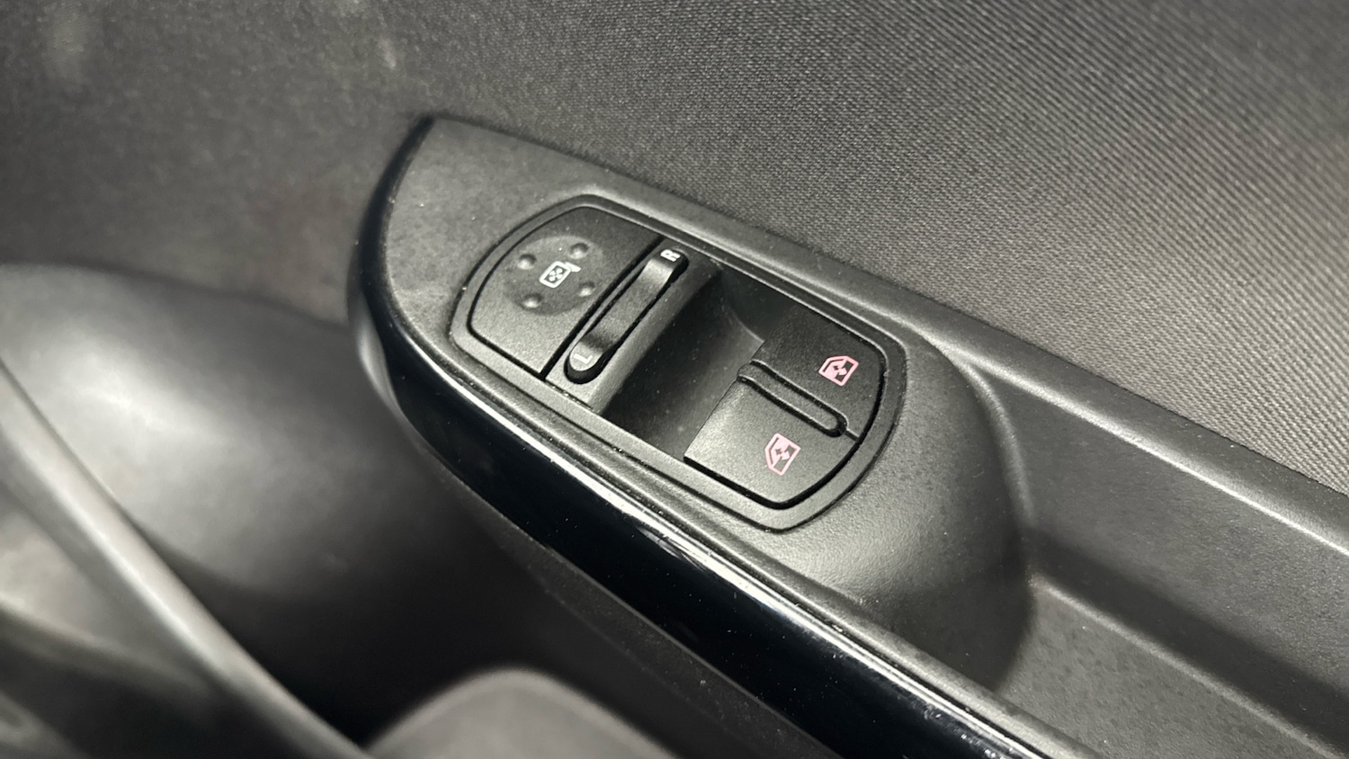 Used Vauxhall Corsa 2019 for sale - 76142793: Photo 56