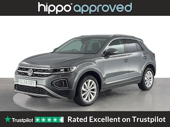 Used Volkswagen T-Roc 2024 for sale - 76657913: Photo
