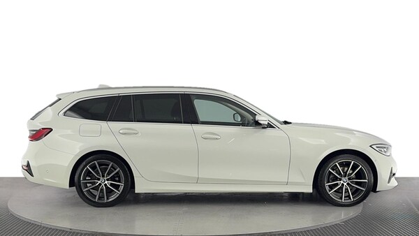 Used BMW 3 Series 2021 for sale - 76040330: Photo 3