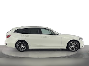 Used BMW 3 Series 2021 for sale - 76040330: Photo 3