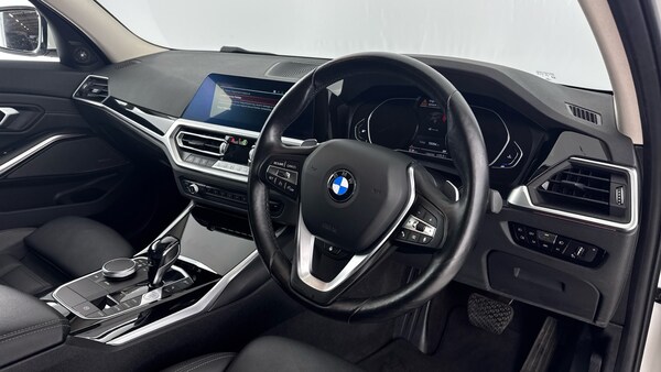 Used BMW 3 Series 2021 for sale - 76040330: Photo 9