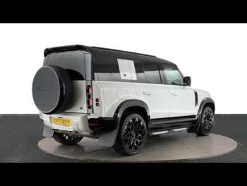 Used Land Rover Defender 110 2021 for sale - 74753888: Photo