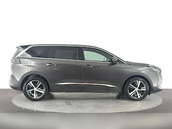 Used Peugeot 5008 2024 for sale - 79847484: Photo