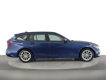 Used BMW 3 Series 2021 for sale - 75133645: Photo