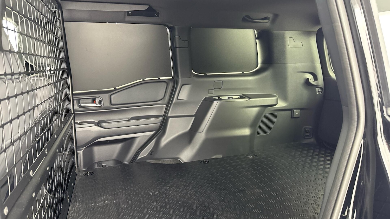 Used Toyota Land Cruiser 2026 for sale - 77926047: Photo 14