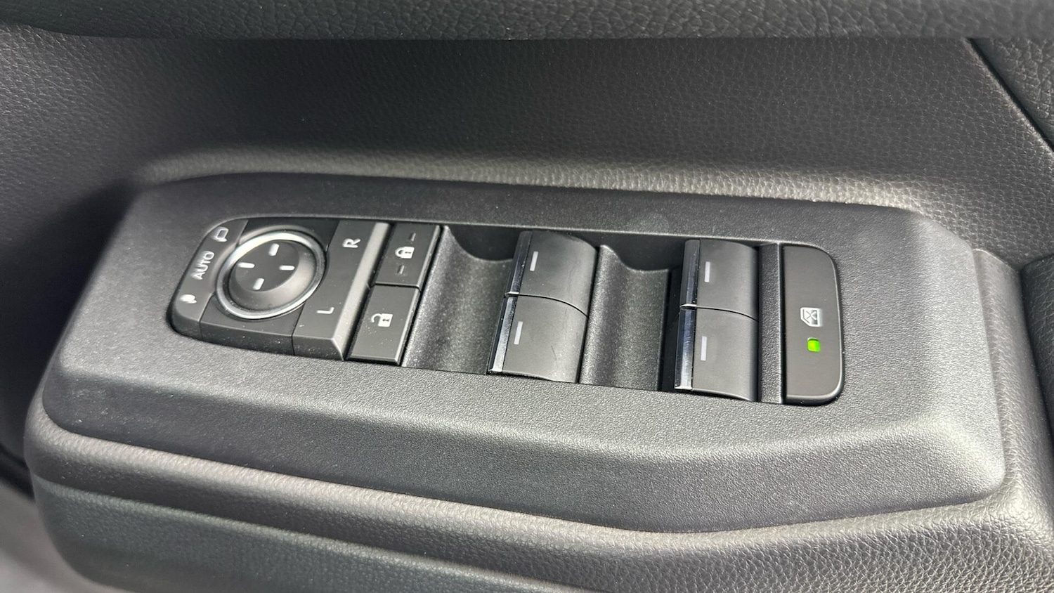 Used Toyota Land Cruiser 2026 for sale - 77926047: Photo 20