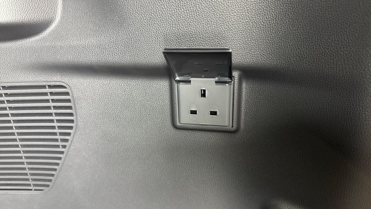 Used Toyota Land Cruiser 2026 for sale - 77926047: Photo 23