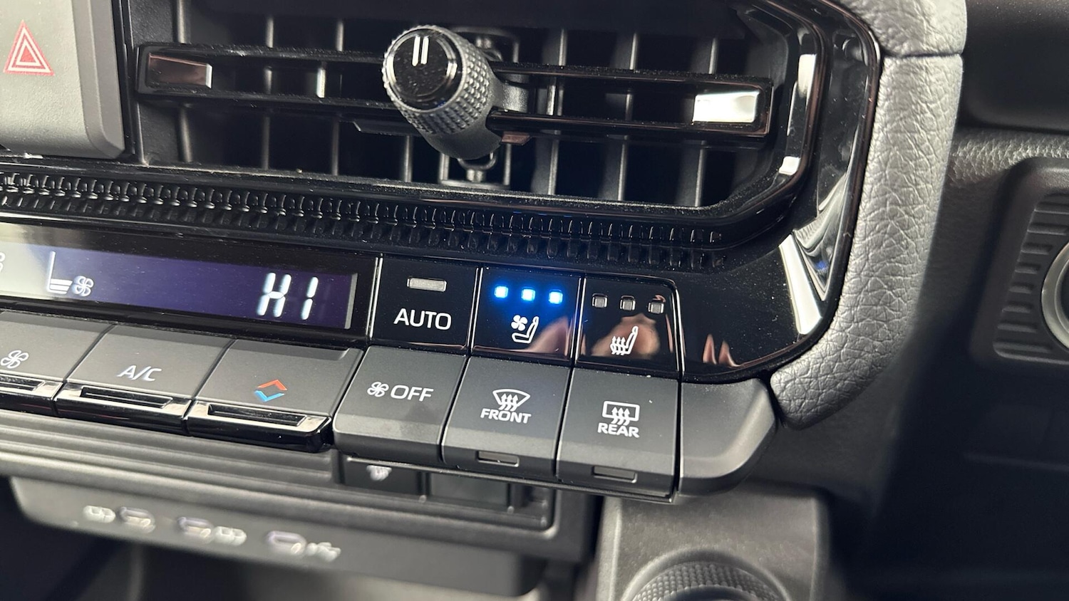 Used Toyota Land Cruiser 2026 for sale - 77926047: Photo 32