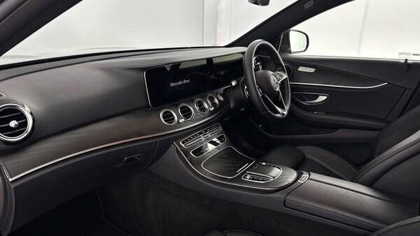 Used Mercedes-Benz E-Class 2023 for sale - 76005718: Photo 10
