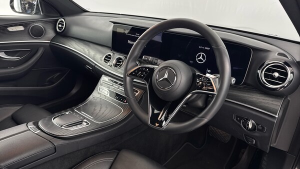 Used Mercedes-Benz E-Class 2023 for sale - 76005718: Photo 9