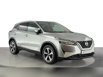 Used Nissan Qashqai 2021 for sale - 76126575: Photo 2