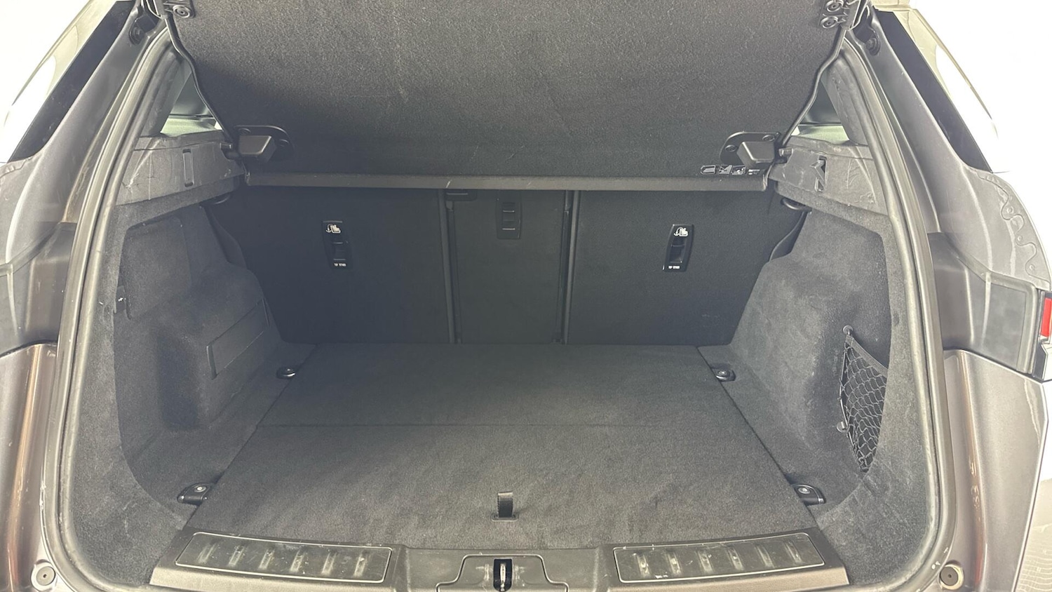 Used Land Rover Range Rover Evoque 2022 for sale - 77624881: Photo 15