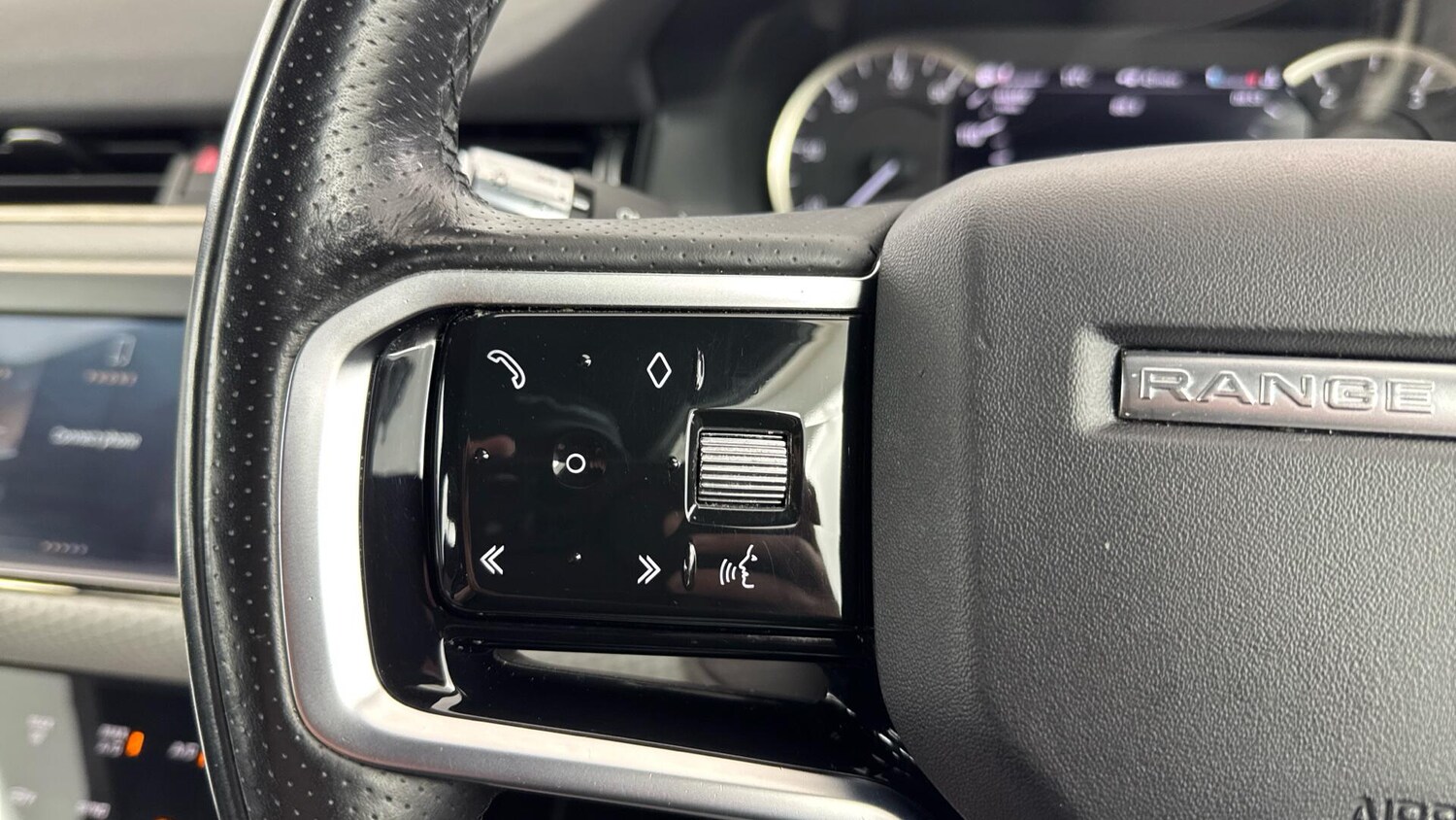 Used Land Rover Range Rover Evoque 2022 for sale - 77624881: Photo 21