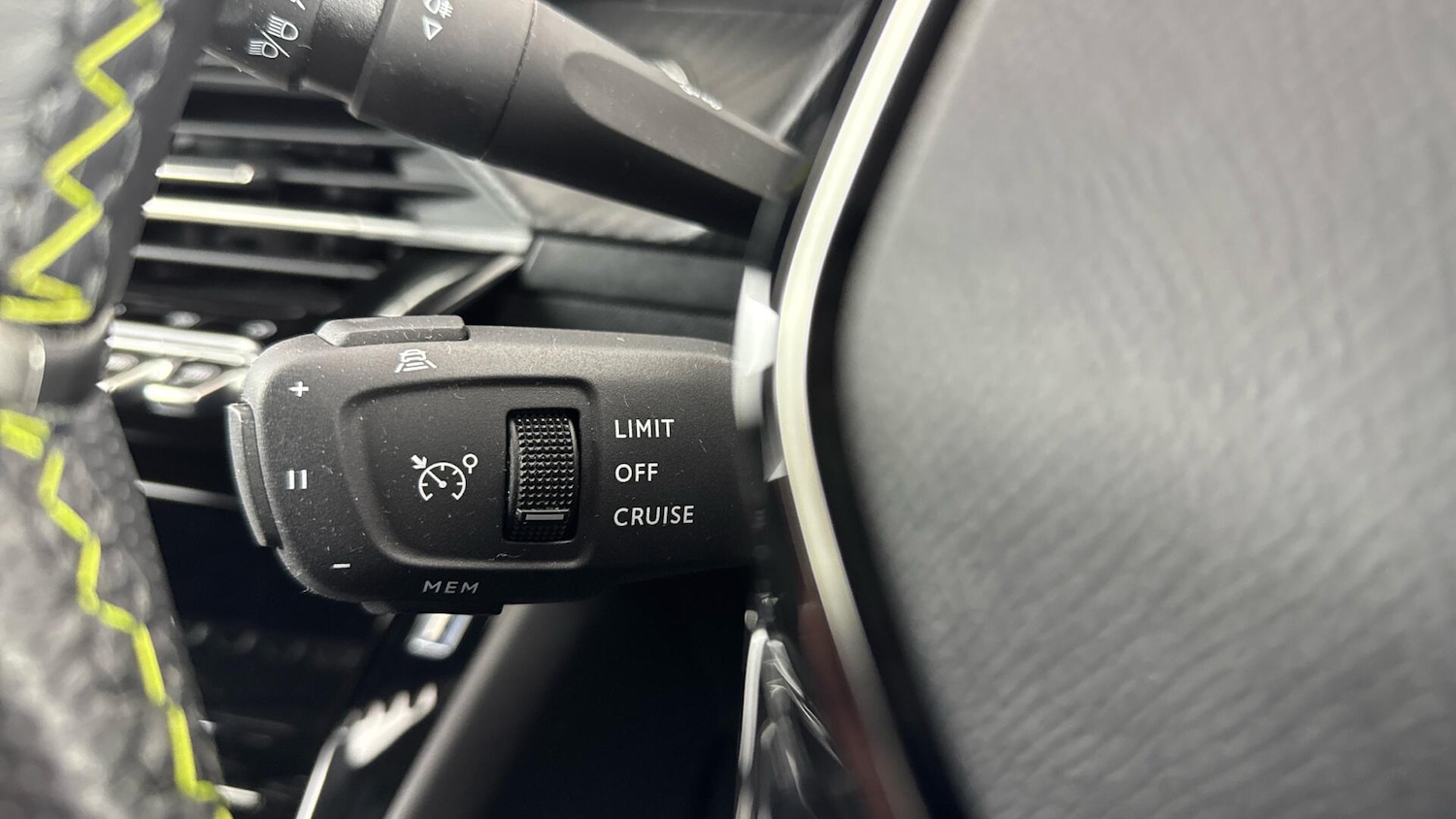 Used Peugeot E-208 2023 for sale - 77496776: Photo 30