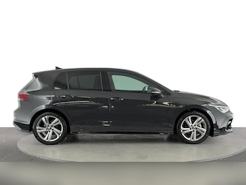 Used Volkswagen Golf 2024 for sale - 75398796: Photo