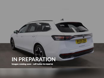 Used Volkswagen Passat 2025 for sale - 79133035: Photo