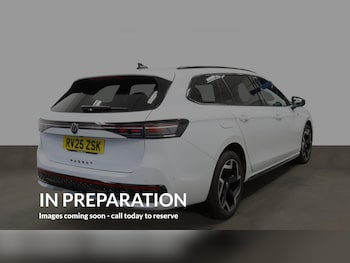 Used Volkswagen Passat 2025 for sale - 79133035: Photo
