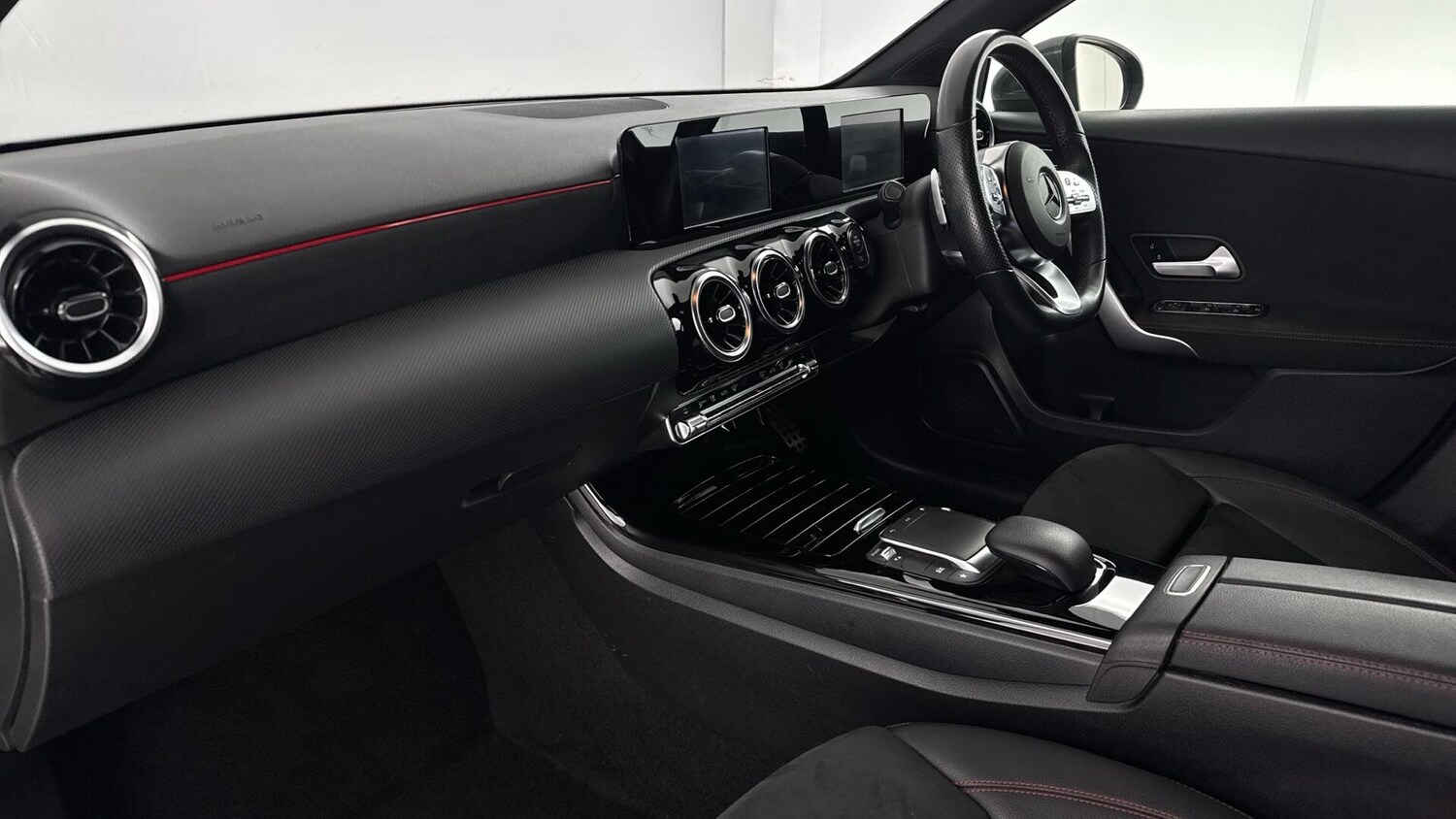 Used Mercedes-Benz A-Class for sale - 77958321: Photo 10