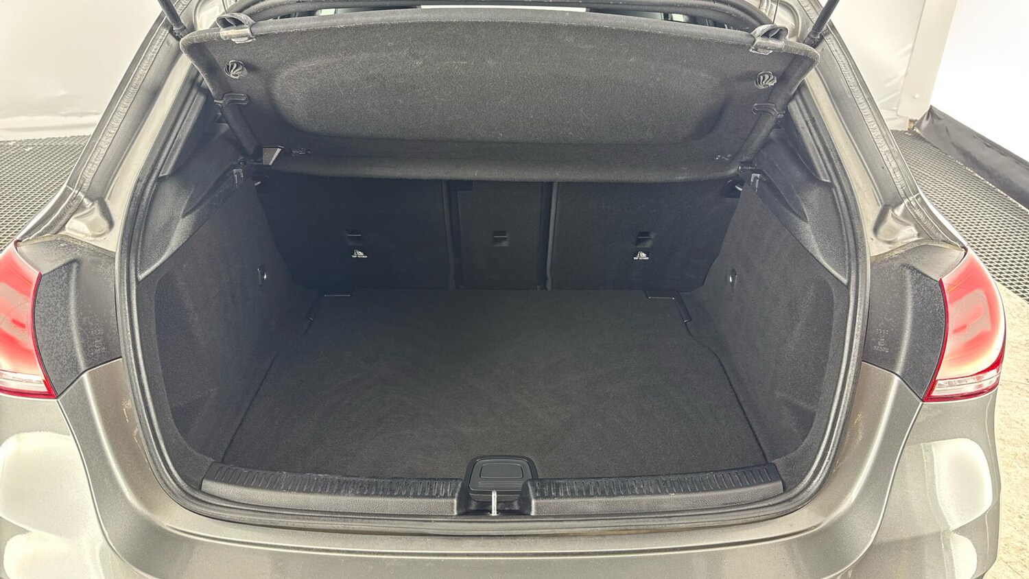 Used Mercedes-Benz A-Class for sale - 77958321: Photo 15