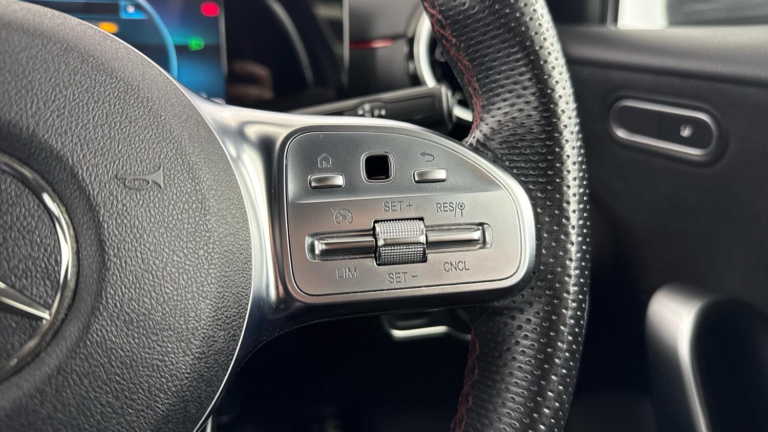 Used Mercedes-Benz A-Class for sale - 77958321: Photo 19