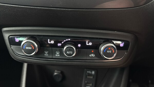 Used Vauxhall Crossland 2022 for sale - 75133250: Photo 54