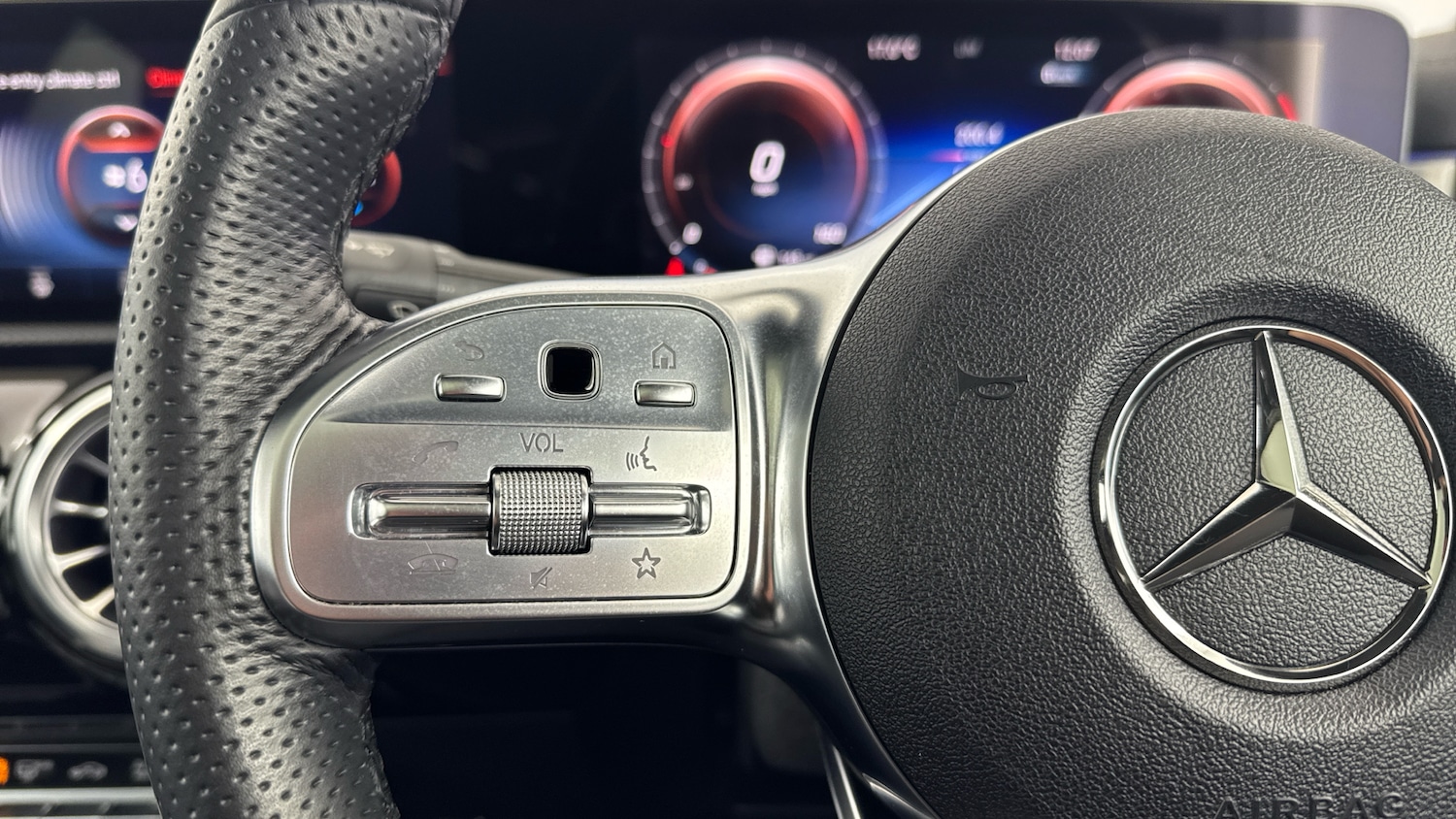 Used Mercedes-Benz CLA 2022 for sale - 76010874: Photo 22