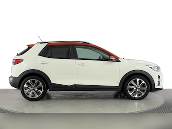 Used Kia Stonic 2019 for sale - 75210522: Photo