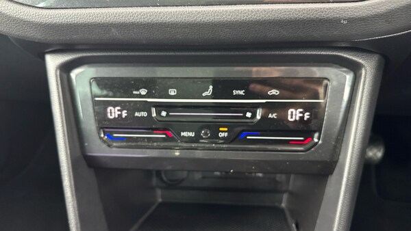 Used Volkswagen Tiguan 2022 for sale - 76040328: Photo 53