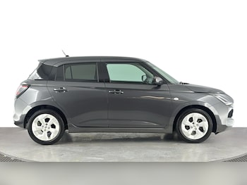 Used Suzuki Swift 2024 for sale - 79484075: Photo
