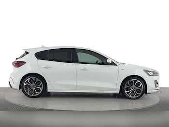 Used Ford Focus 2023 for sale - 75760590: Photo