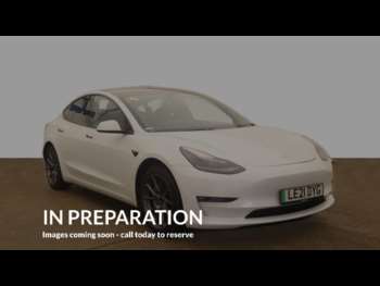 2021 - Long Range AWD 4dr Auto
